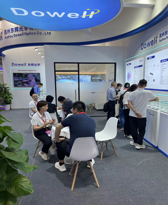 光迅科技亮相展，彰显信行业力量,在璀璨的国际信展览会上，我国信领域的领军企业——光迅科技，于某城市登场，吸引了众多行业精英及各界人士的热切关注，凭借其卓越的创新技术和精益求精的产品质量，光迅科技在此次盛会中大放异彩，充分展现了我国信企业的强大实力与风采。,光迅科技美国展览,第1张